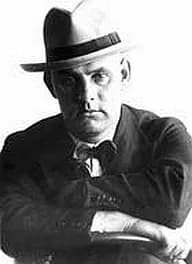 Small portrait photograph of Vasili Oshchepkov as a young man in 1912.